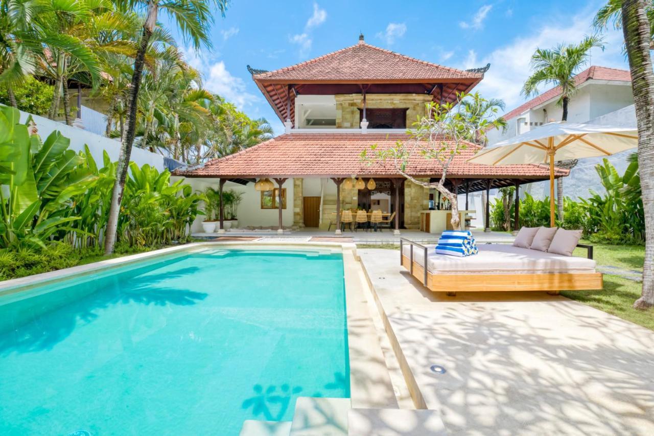 Chandika - 4 Bdr With Private Pool, Walk To The Villa Seminyak (Bali)