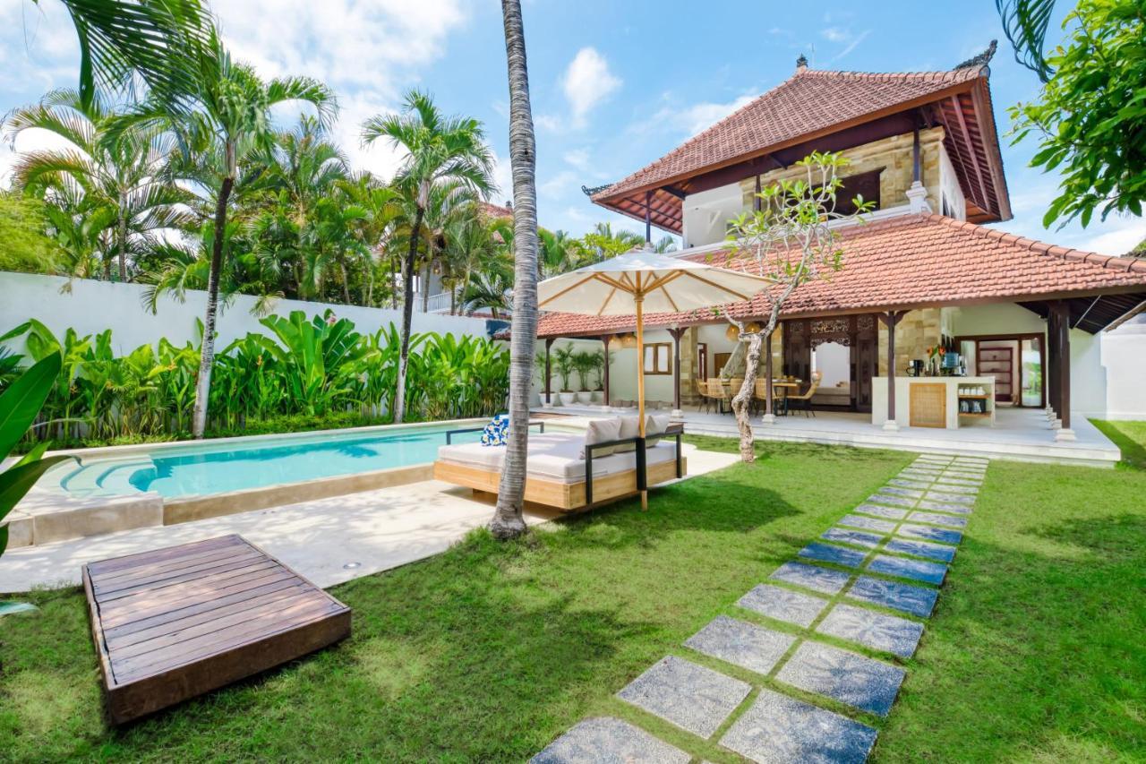 Chandika - 4 Bdr With Private Pool, Walk To The