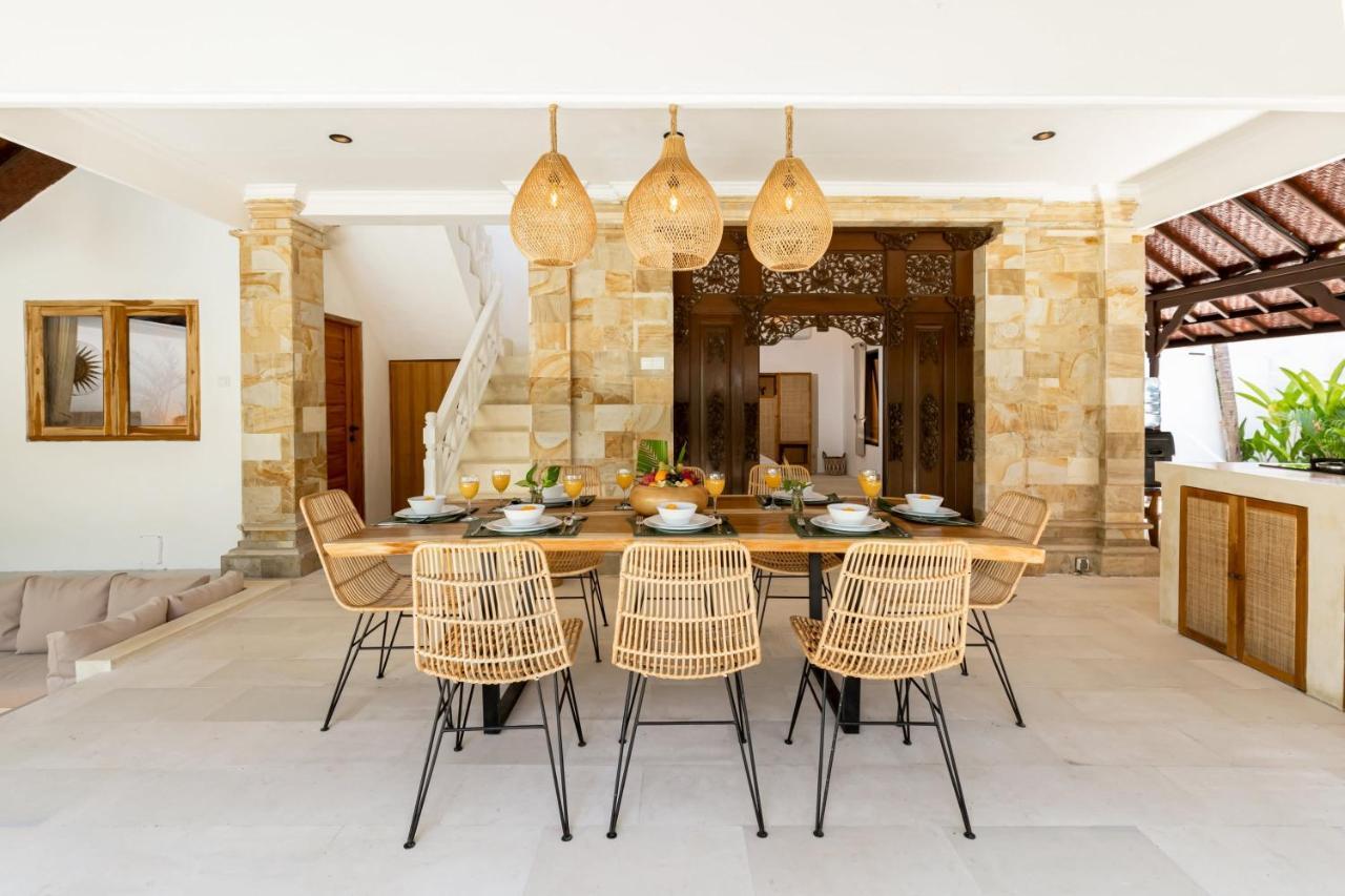 Villa Chandika - 4 Bdr With Private Pool, Walk To The