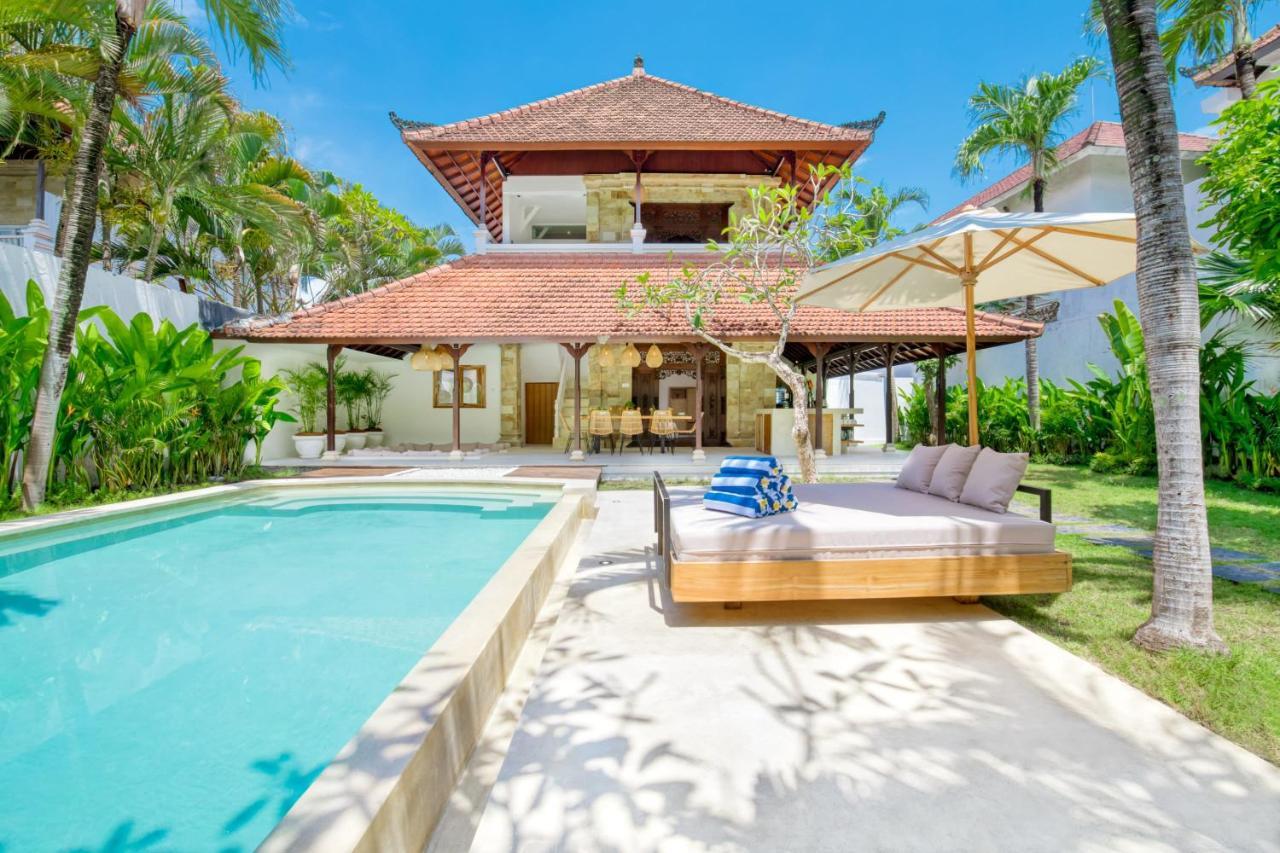 Villa Chandika - 4 Bdr With Private Pool, Walk To The *